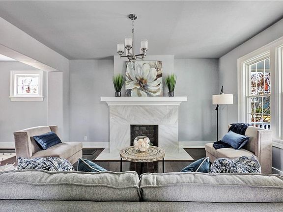 5th image of 3110 Barton Ave