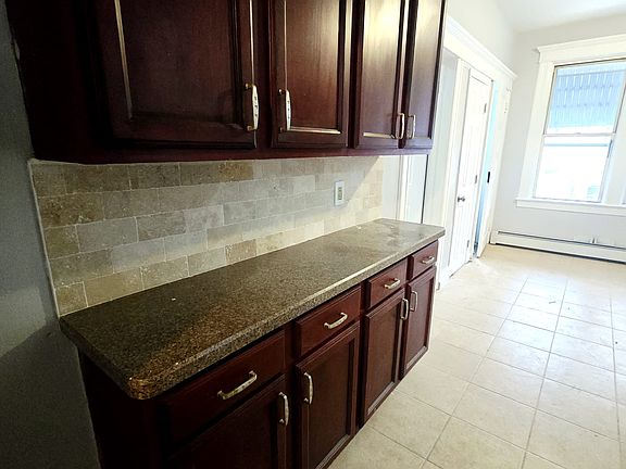 2nd image of 25 Dwight St #2A