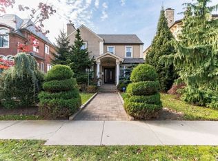 3-34 Parsons Blvd, Whitestone, NY 11357