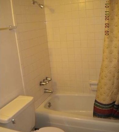 3rd image of 3213 Alta Monte Ave NE
