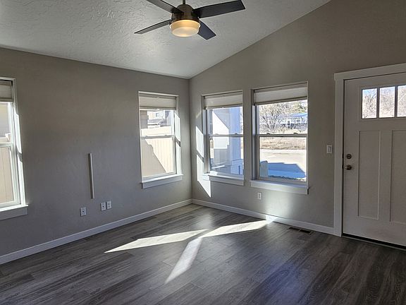 3rd image of 147 Timberwood Dr