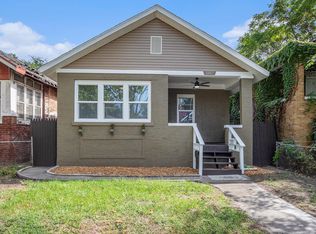 1067 Polk St, Gary, IN 46402