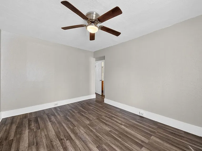5635 Hodiamont Ave — Photo 2