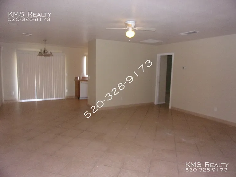 1900 W Nava Dr — Photo 4