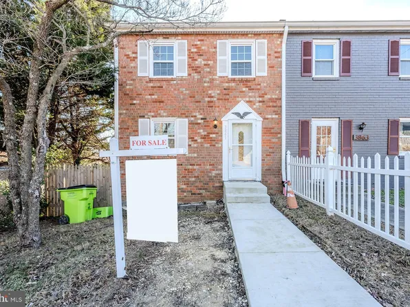 3861 Fairfax St, Dumfries, VA 22026