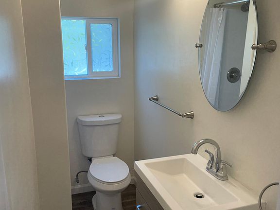 4th image of 116 Harding Ave Unit C