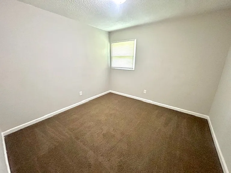 2253 Flippin Cir NW — Photo 10