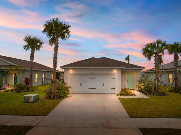 212 Raspberry Road, Fort Pierce, FL 34981