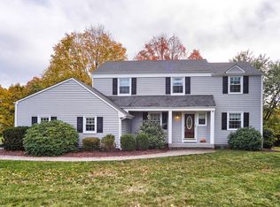 213 Woodstock Ln, Branchburg, NJ