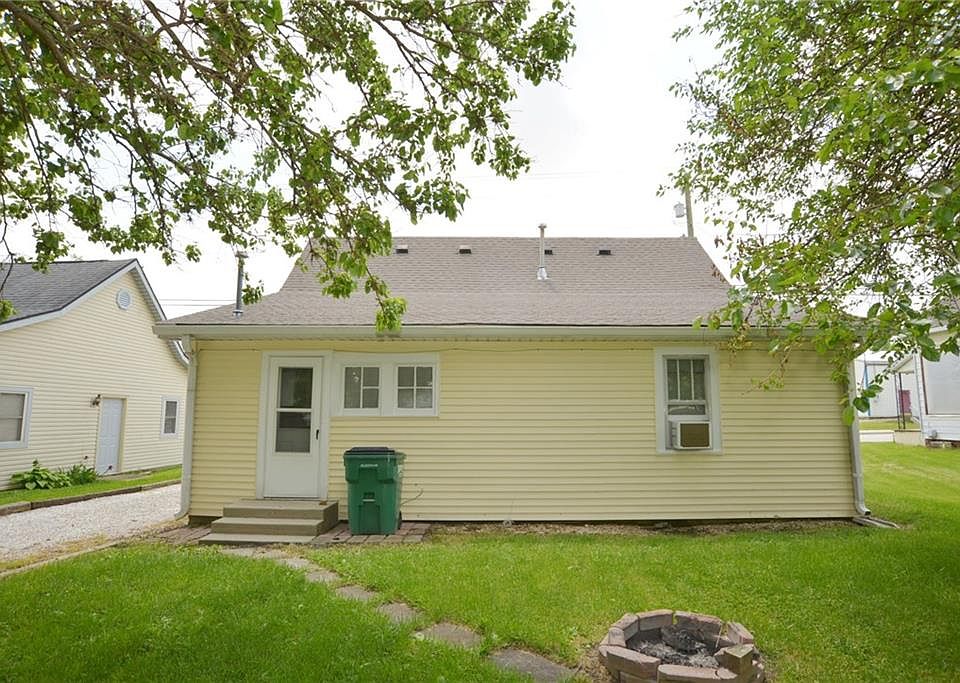 182 E Kentucky St, Clayton, IN 46118 Zillow