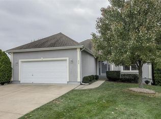 604 NW Albatross Cir, Grain Valley, MO 64029