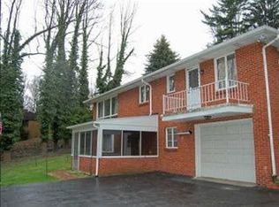 304 North Dr, Jeannette, PA