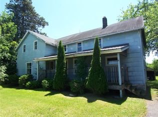 1322 Indian Falls Rd, Corfu, NY 14036