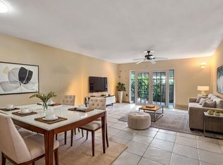 3021 NW 68th St #11G, Fort Lauderdale, FL 33309