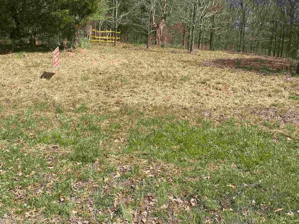 Palmer Dr, Benton, KY 42025