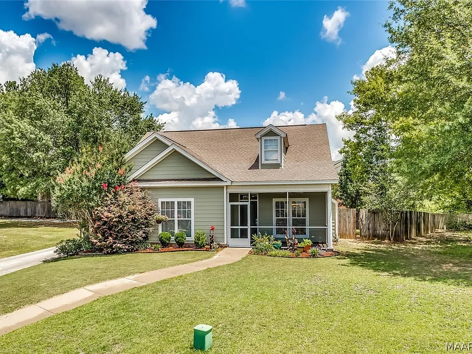 1211 Sadie Cir