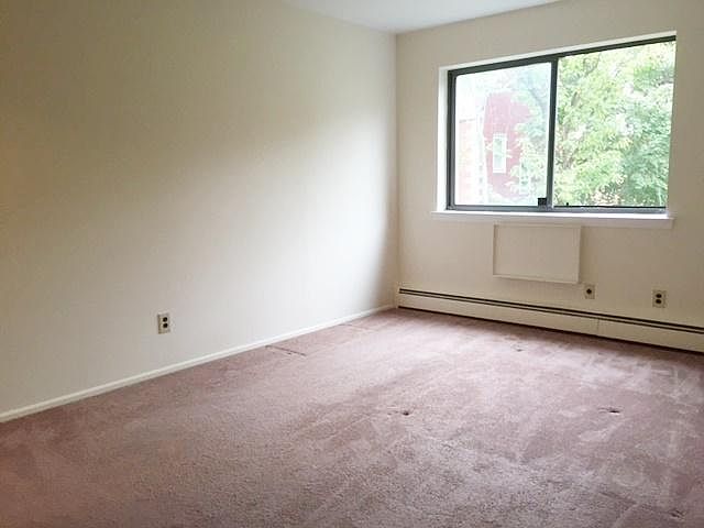 1st image of 25334 W End Dr