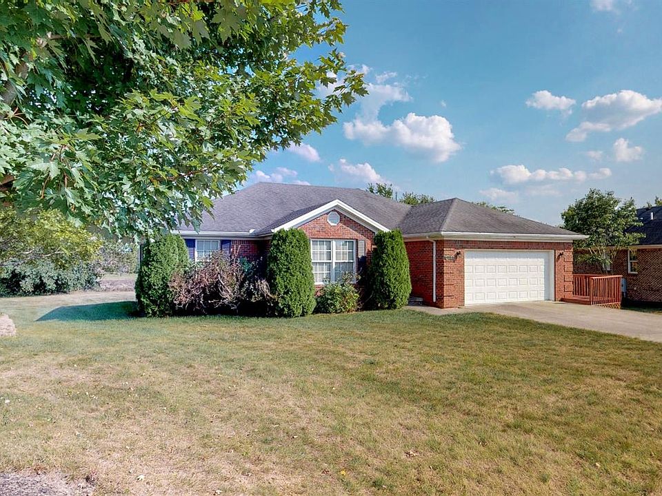 135 Castlewood Dr, Richmond, KY 40475 Zillow