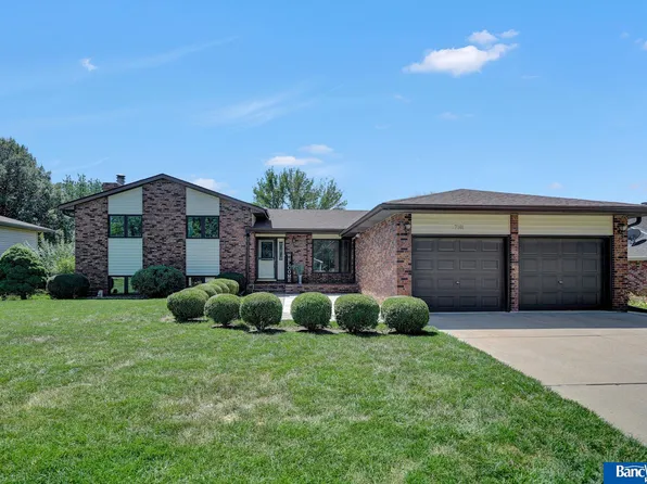 7301 Glynoaks Dr, Lincoln, NE 68516