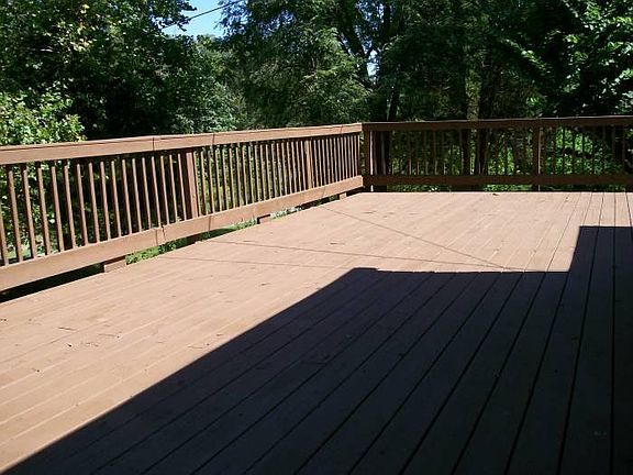 L-Shaped Deck
