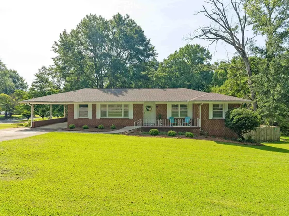 205 Highland Ave, Trussville, AL 35173