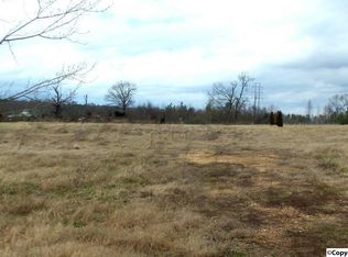 390 Howell Hill Rd, Kelso, TN 37348