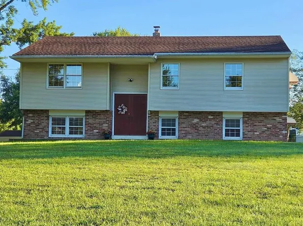 3901 Beth Dr, Collegeville, PA 19426