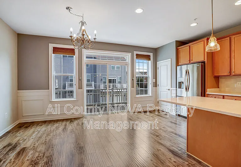 2908 Pinebrook Rd — Photo 17