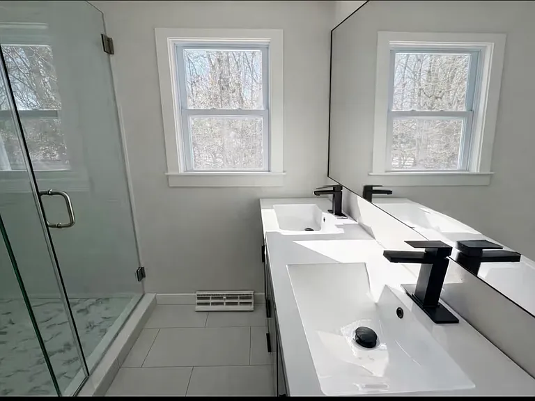 8 Terry Ave — Photo 20