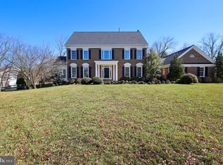 10600 Cloverbrooke Dr, Rockville, MD