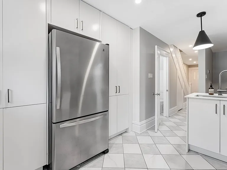 117 Hopewell Ave — Photo 38