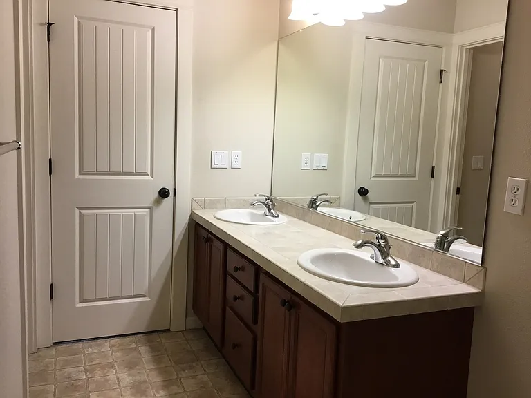 10012 SE Old Town Ct — Photo 22
