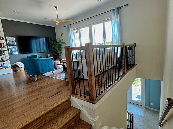 3rd image of 23086 Sullivans Cove Sq