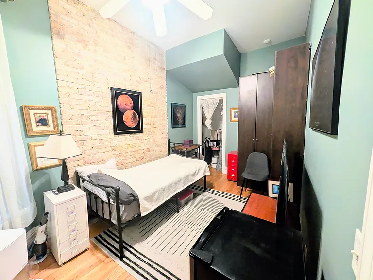 716 W Webster Ave #1W — Photo 17
