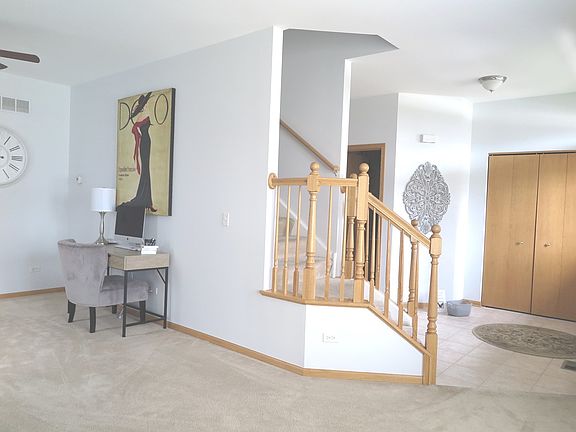 2nd image of 1906 Springside Dr