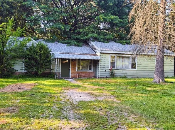 2920 1st St, La Salle, MI 48145
