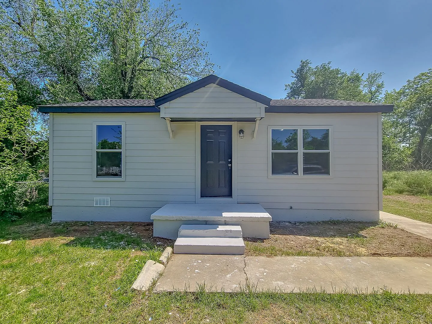Newly Remodeled Four Bedroom Home In Spencer! For Rent! — Photo 1