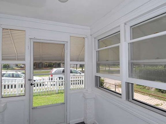 4th image of 8642 Chesapeake Blvd