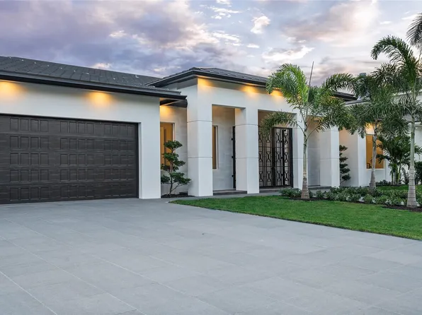 2314 NE 26th Street, Lighthouse Point, FL 33064