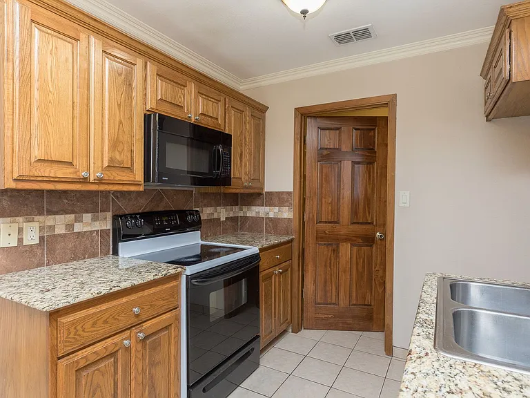 12466 County Road 499 — Photo 15