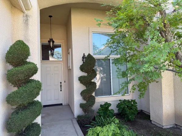 8649 N Backer Ave, Fresno, CA 93720