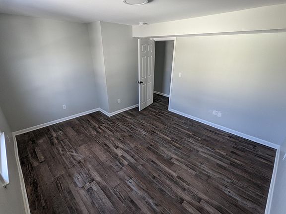 4th image of 32 Central Ave APT A