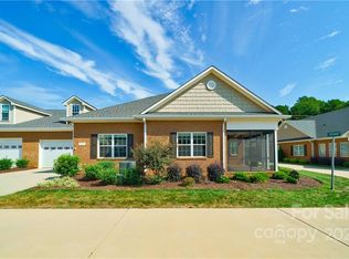 8233 Rainier Dr, Denver, NC 28037