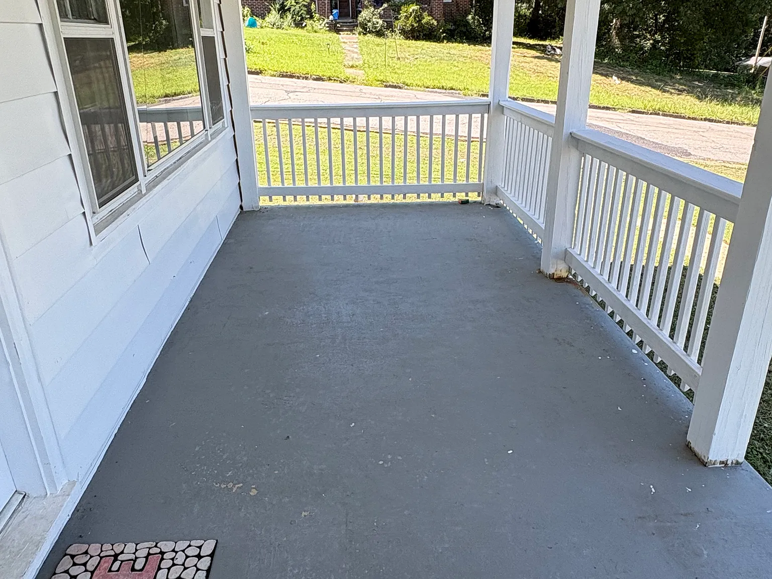 3 bed, 1000 sqft, $1,400 — Photo 3