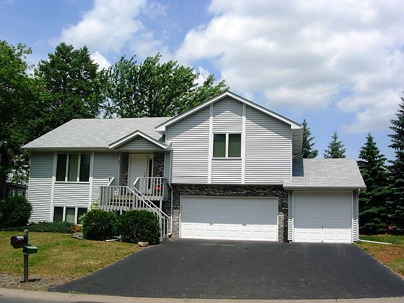 Beautiful 3-level split home with 3-car heated garage