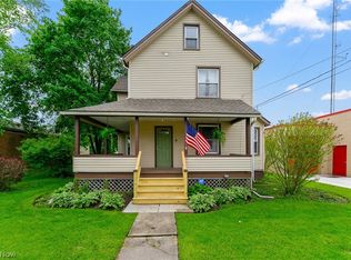 111 E Liberty St, Girard, OH 44420