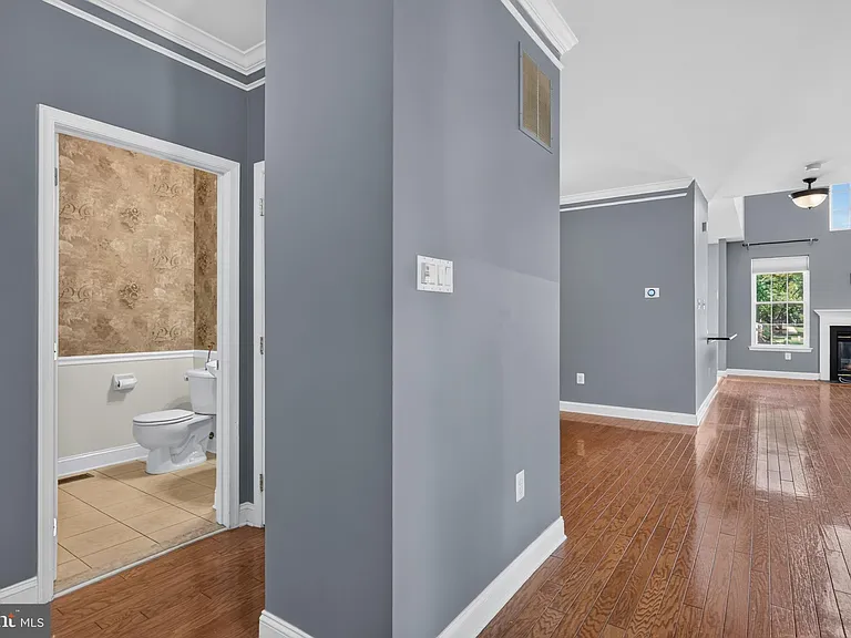 20 Carter Ln — Photo 13