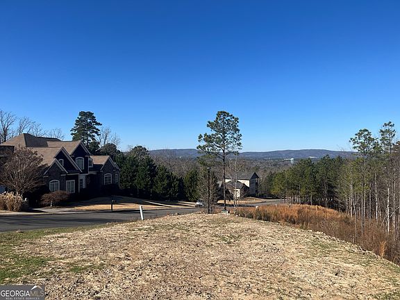 3rd image of 51 Mountain Crest Dr SW