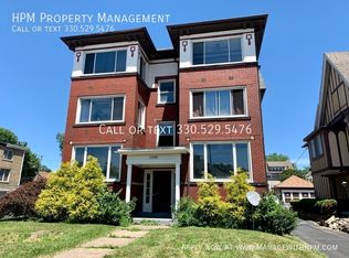 1348 Cleveland Ave NW #2, Canton, OH 44703