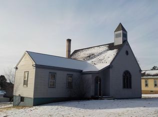 215 4th St, Alpha, MI 49902